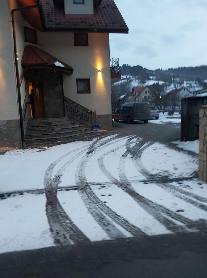 Dom Pod Winogronem Lägenhet Szczawnica Exteriör bild